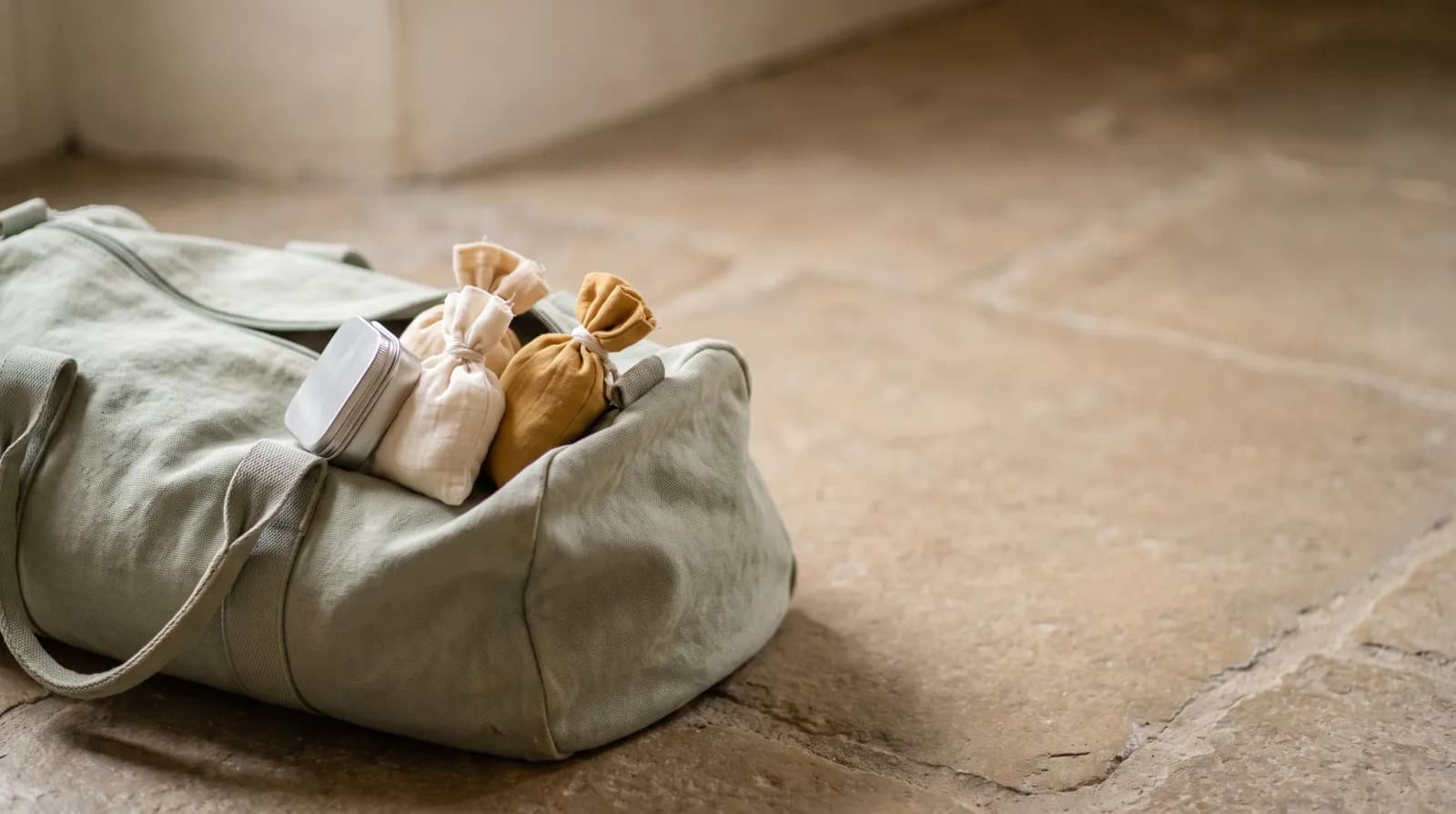 Keeping Your Nutrition Steady When You Travel for Work